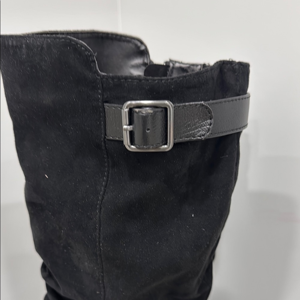Black Women's Knee-High Boots - Picture 8 of 14